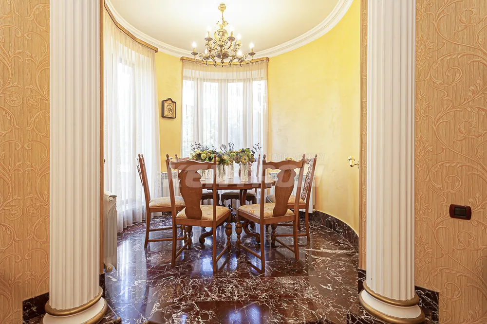 sale-house