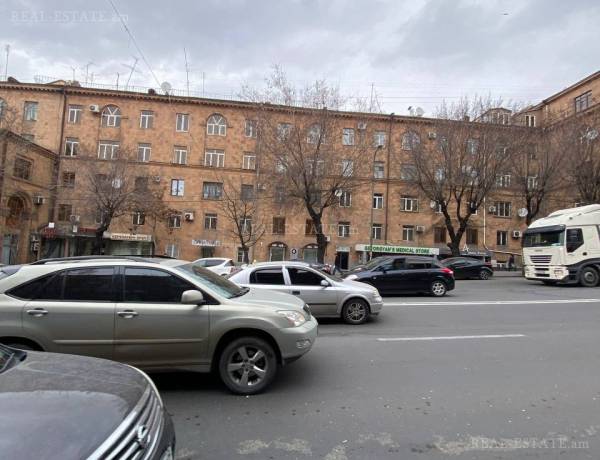 komercion-vacharq-Yerevan-Arabkir