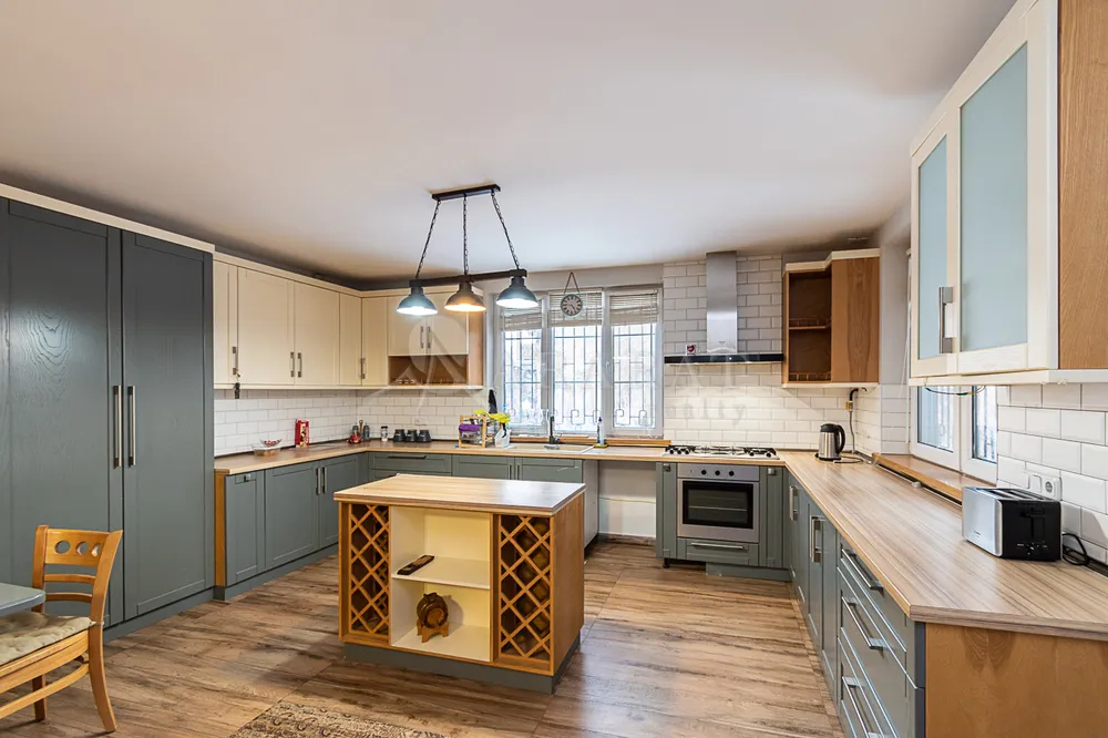 sale-house