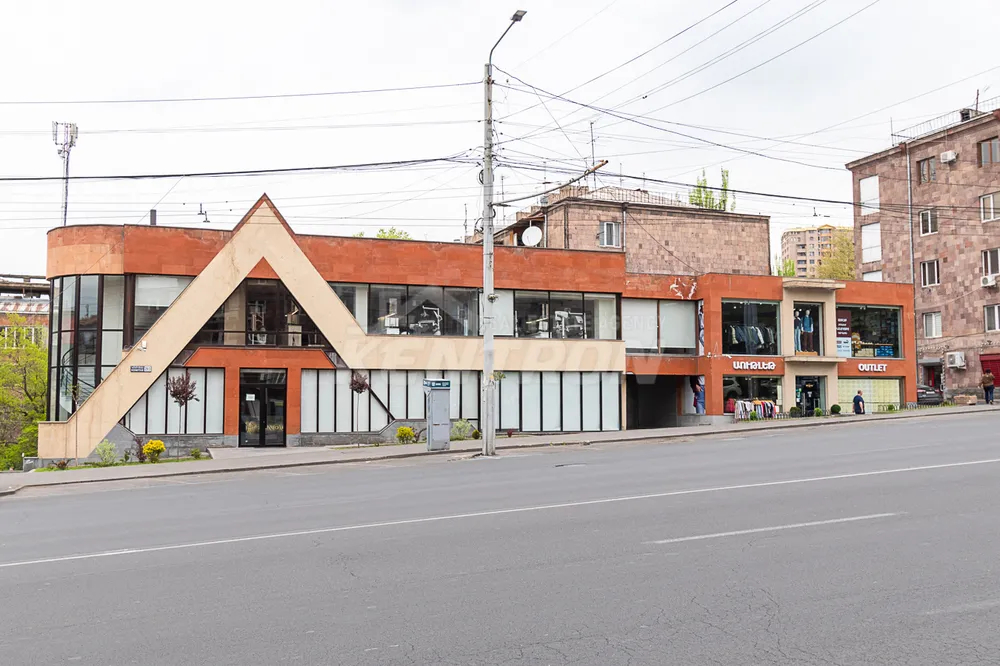 sale-commercial